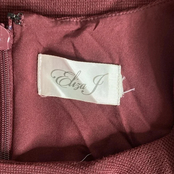 ELIZA J Bell Sleeve Fit & Flare Dress - Picture 3 of 6